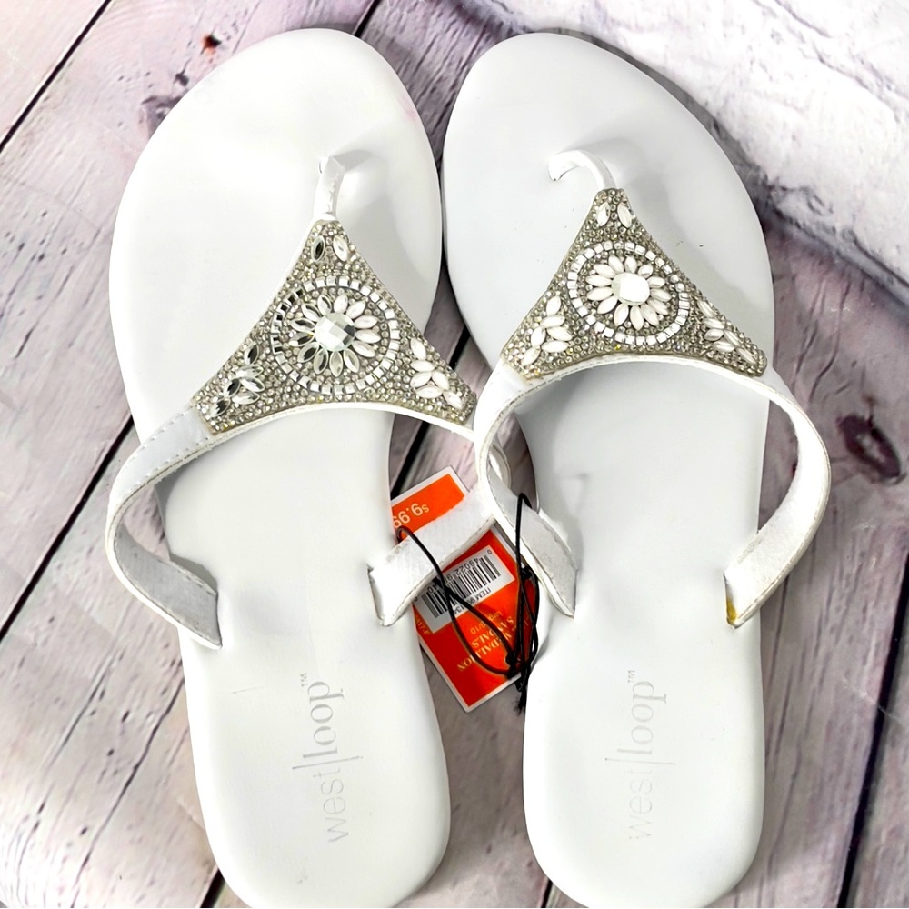 NWT Women’s White Bejewelled (Christel) Flip Flop Sandals